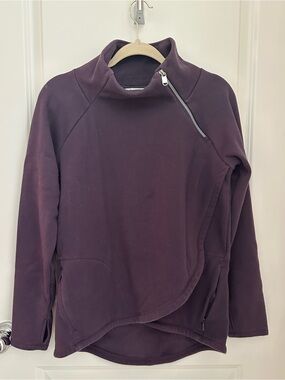 Athleta Asymmetric Zip Pullover in Deep Plum